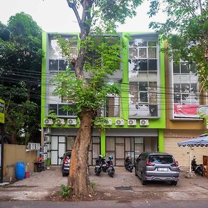 Urbanview Hotel Ava Semarang Near Akademi Kepolisian Semarang By Reddoorz